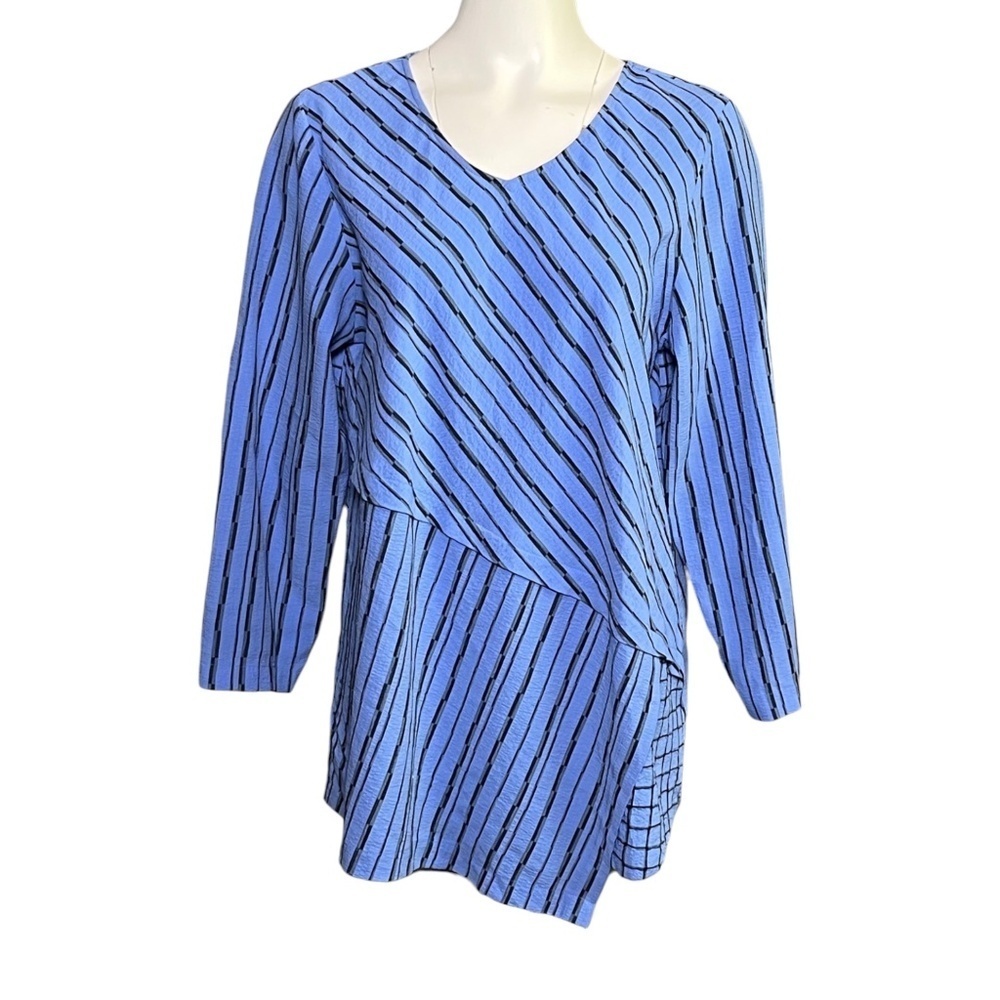 Habitat Clothes to Live In Tunic Top Size M Asymmetric Textured Lagoon Blue